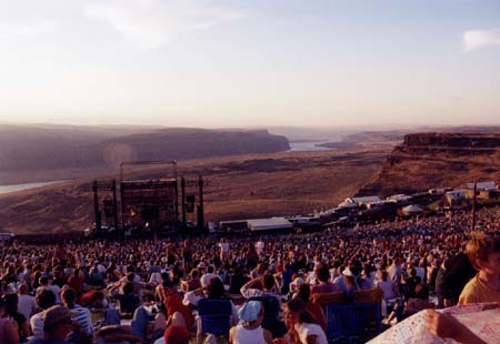 DaveMatthewsGorge2003H_TheArena