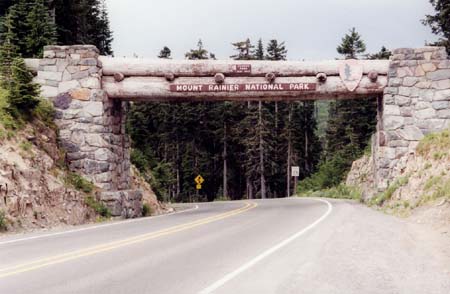 Tammy2003WATrip06MtRainierNationalParkSign