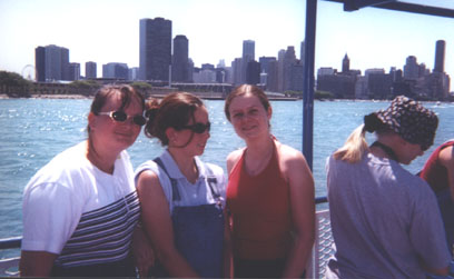 Mihaela and AuPairs on Lake Michigan