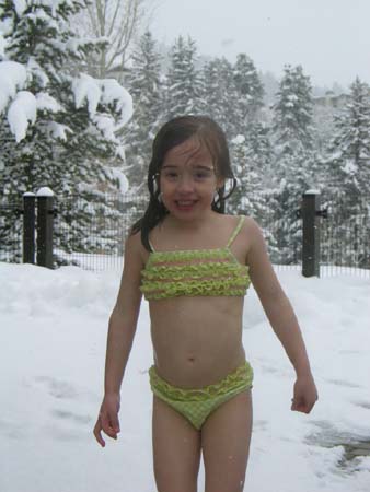 SkiTrip2004BZ_SydneyInSwimsuitInSnow